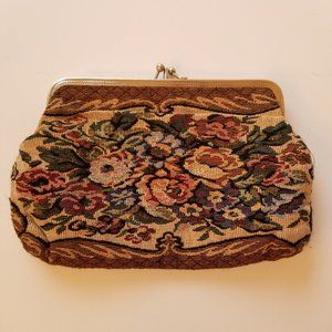#893 Vintage Rose Tapestry Bag with Metal Frame Closure 2 compartments inside